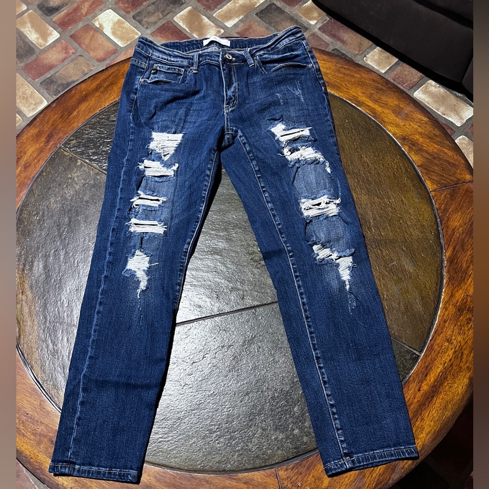 Kancan Elisto jeans size 15/31. Mid-rise straight leg.